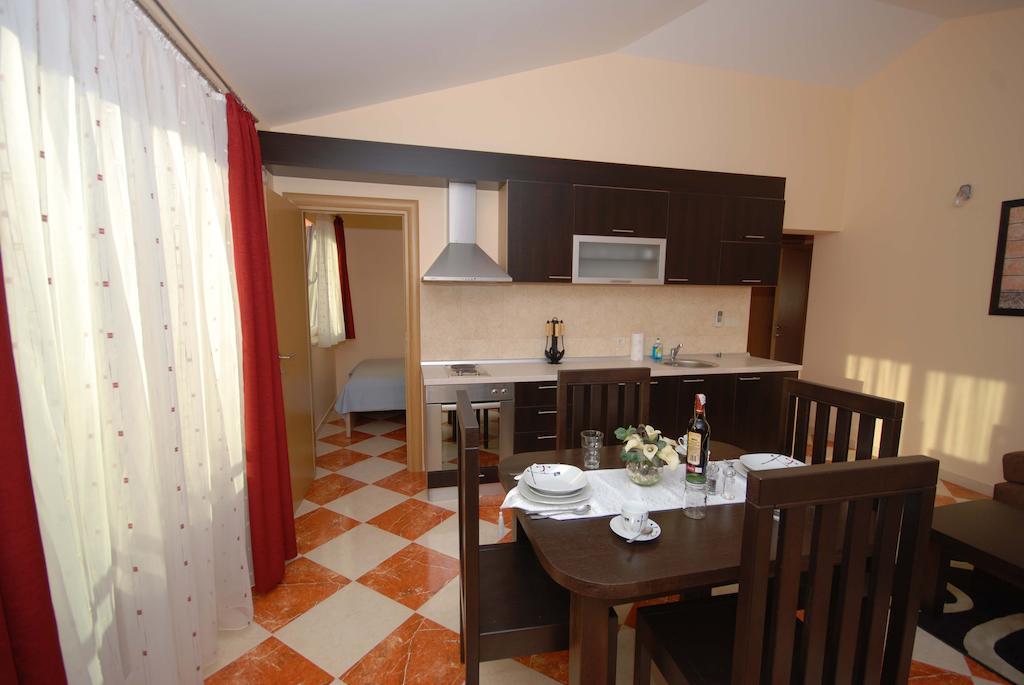 Apartments Stepic Trogir Cameră foto