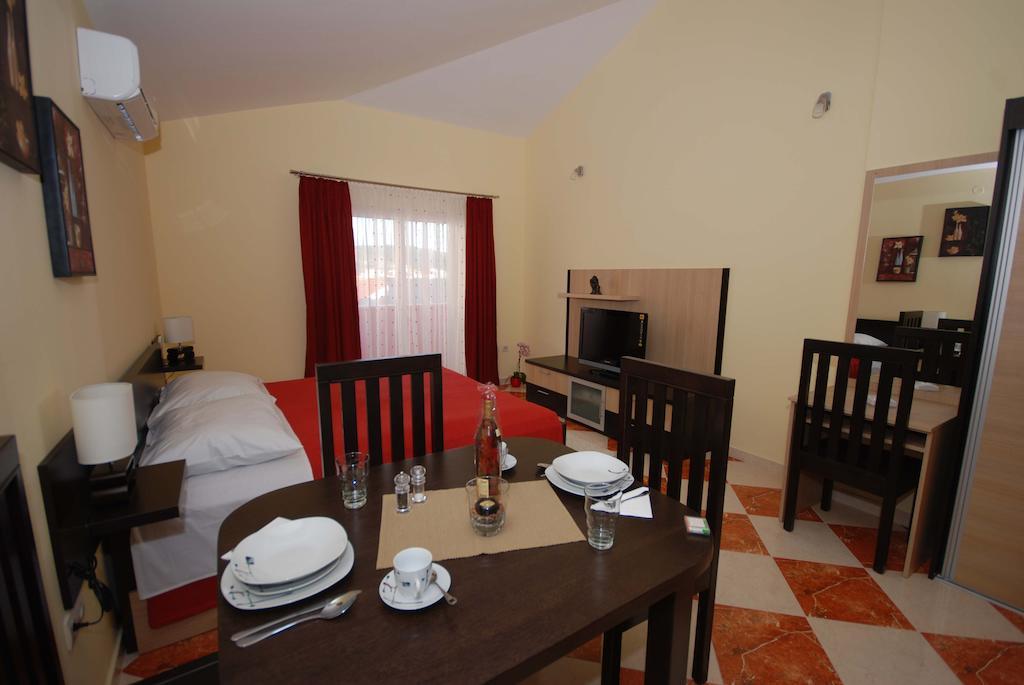 Apartments Stepic Trogir Cameră foto